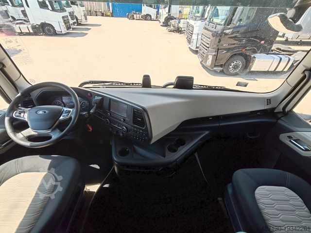 Standard nyergesvontató FORD F-MAX 500