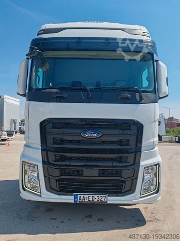 Standart çekici ünitesi FORD F-MAX 500