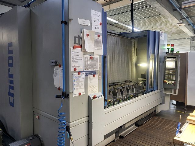 Centro de Usinagem - Vertical CHIRON MILL 2000 HIGH SPEED