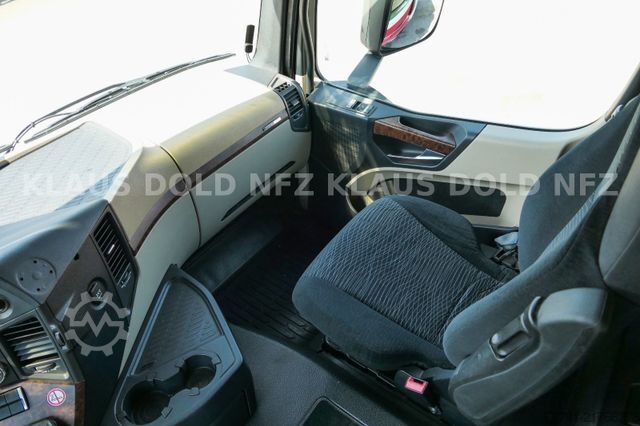 Sandučar kamion MERCEDES-BENZ Actros 1842 Koffer Vollluft LBW Kamera