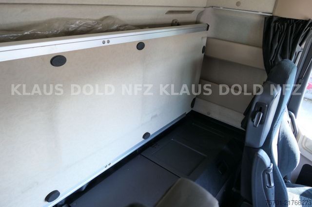 Sandučar kamion MERCEDES-BENZ Actros 1842 Koffer Vollluft LBW Kamera