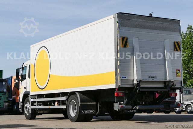 Dobozos teherautó VOLVO FM 9-260 Koffer Kamera LBW