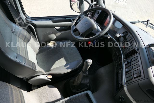 Dobozos teherautó VOLVO FM 9-260 Koffer Kamera LBW