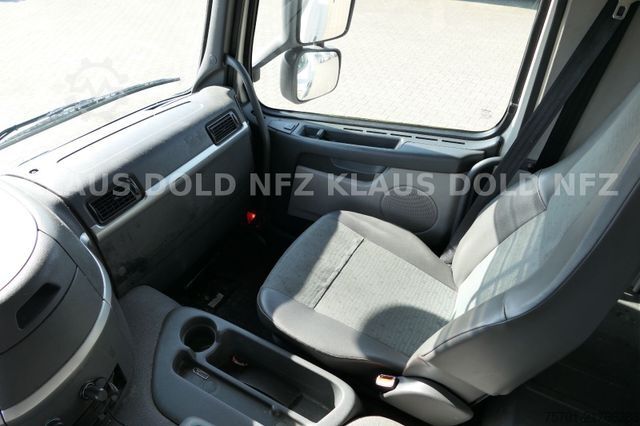 Dobozos teherautó VOLVO FM 9-260 Koffer Kamera LBW