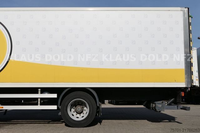 Dobozos teherautó VOLVO FM 9-260 Koffer Kamera LBW