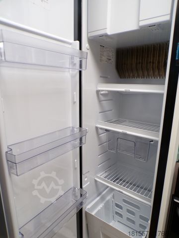 Halvintegrerad husbil BÜRSTNER Lyseo TD 690 G Harmony Line, Backofen, Navi