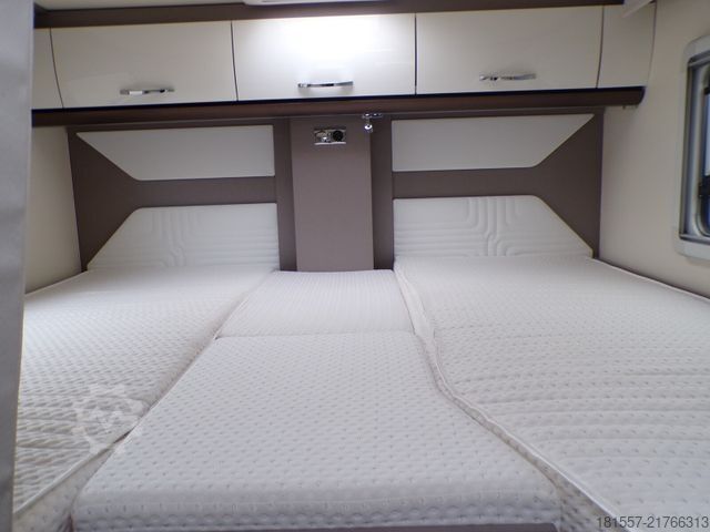 Halvintegrerad husbil BÜRSTNER Lyseo TD 690 G Harmony Line, Backofen, Navi