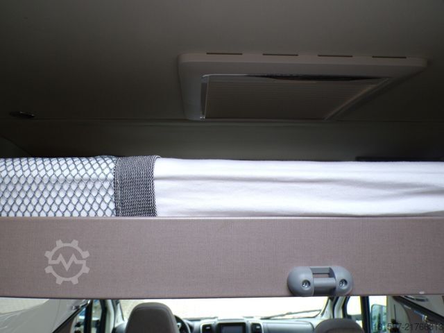 Halvintegrerad husbil BÜRSTNER Lyseo TD 690 G Harmony Line, Backofen, Navi