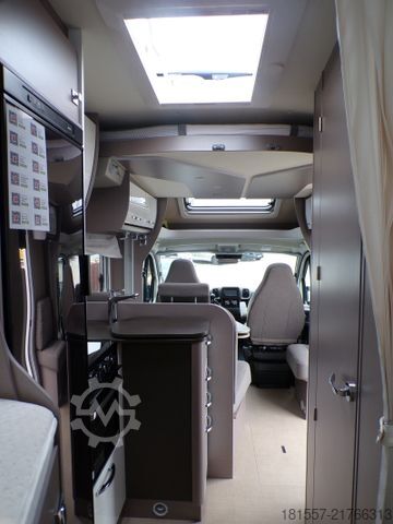 Halvintegrerad husbil BÜRSTNER Lyseo TD 690 G Harmony Line, Backofen, Navi