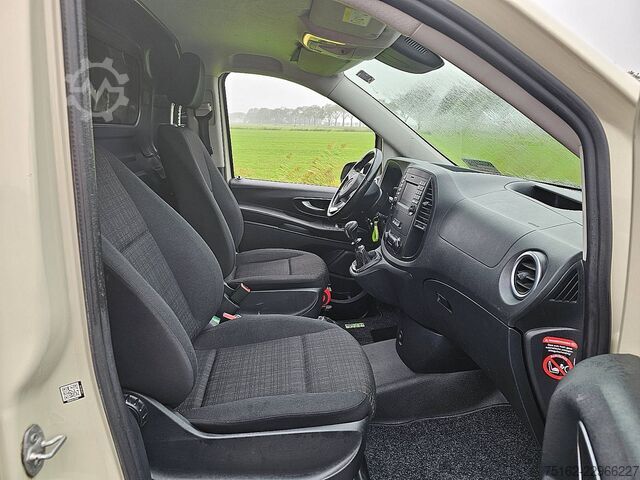 Hochdachkombi MERCEDES-BENZ VITO 114 L2 Airco Euro6!