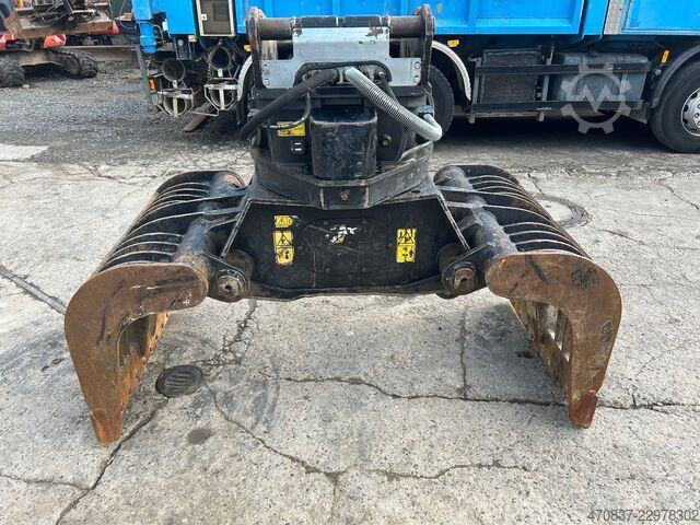  CATERPILLAR G 324 / Oil Quick OQ 70-55 / Sortier Greifer