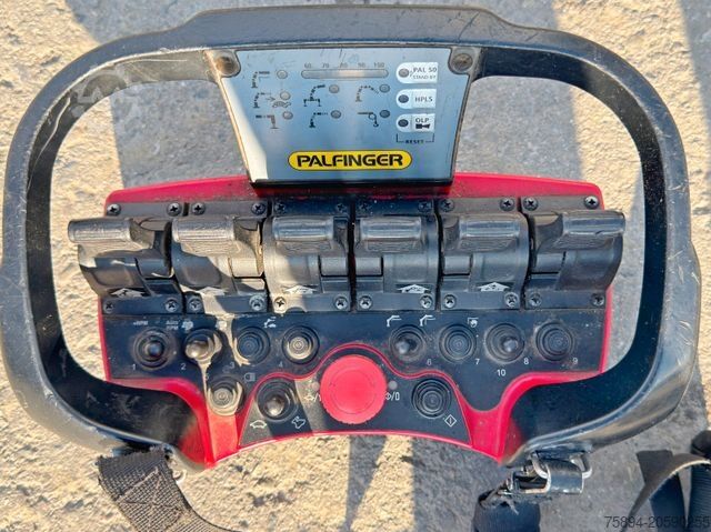 Grúa montada en camión RENAULT Premium 430 DXI * PRITSCHE 7,40m *PK 26002 EH