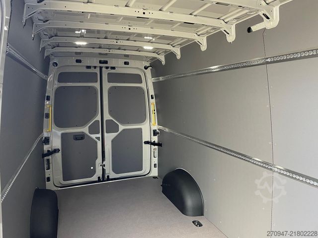 Furgão de teto alto MAN TGE 3.180 L4H3 Kasten STANDHZ ACC LED SITZHZ