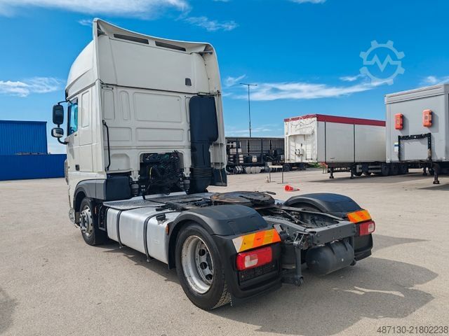Ciągnik siodłowy typu volume DAF XF 106.480 SSC mega