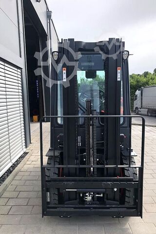 LPG forklift Bobcat G20E-7