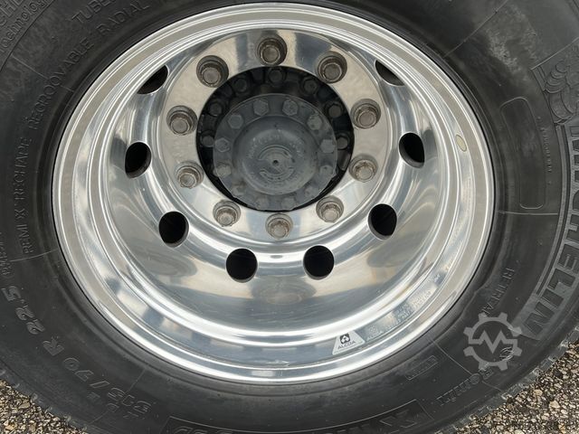 Standard dragbil IVECO Stralis AS440S46T LNG ACC Intarder BSIS+Kamera