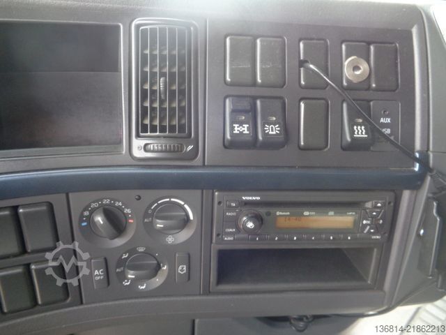 Φορτηγό ειδικού σκοπού VOLVO FH420 8x4 BB Spitzer Silo 23 cbm VEB EU5