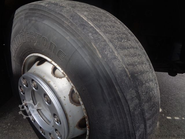 Φορτηγό ειδικού σκοπού VOLVO FH420 8x4 BB Spitzer Silo 23 cbm VEB EU5