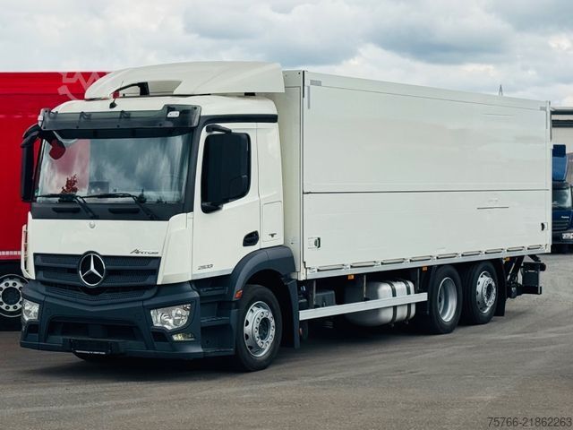 Φορτηγό μεταφοράς ποτών MERCEDES-BENZ ANTOS 2533  L / LBW / 2xAHK / LENKACHSE / 18 PAL