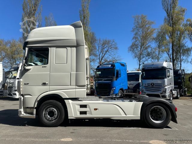 Standardowy ciągnik siodłowy DAF XF530 FT 2 Tanks 1180L Euro6e Retarder Xenon