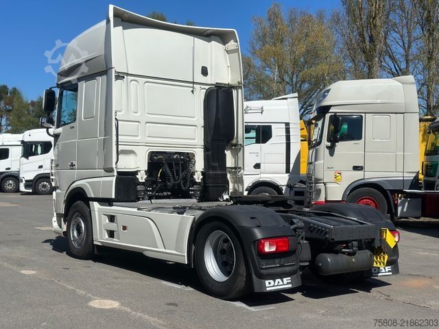 Standardowy ciągnik siodłowy DAF XF530 FT 2 Tanks 1180L Euro6e Retarder Xenon