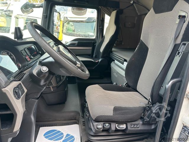Felépítménycserélő teherautó MAN TGX 26.460 XLX BDF Multi 2 Tanks Intarder ACC