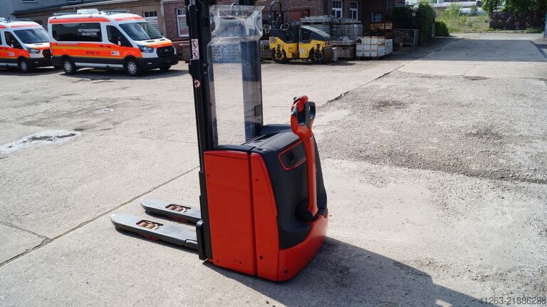 Kézi emelő Linde L14 i