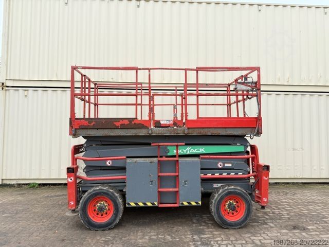 Arbejdsplatform Skyjack SJ8841RT 4x4 Diesel / 14.5 Meter