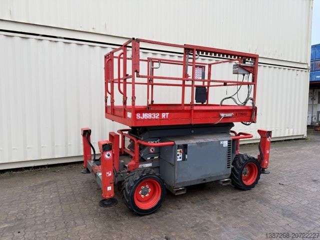 Arbejdsplatform Skyjack SJ6832RT 4x4 Diesel, 11.8 Meter, 1.592 H