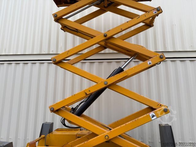 Werkplatform HAULOTTE Compact 10DX 4x4 Diesel / 10 Meter