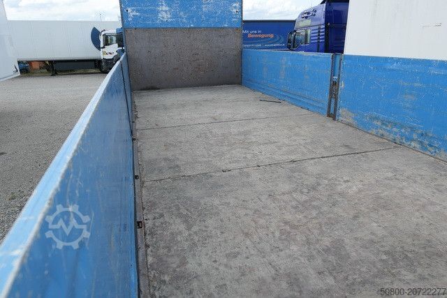 Flatbed truck MERCEDES-BENZ 1833 L Axor 4x2, 7.200mm lang, AHK, Gerüst,Klima