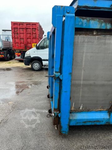 Kontener hakowy CONTAINER SCARRABILE USATO CON COPERCHIO