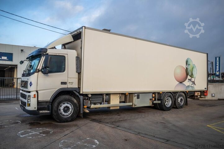 Chladírenská/mrazírenská přeprava VOLVO FM340+POUSSIN/CHICKEN/KUIKEN/KÛKEN