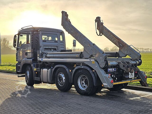 Sistema de braço de pórtico M.A.N. 26.430 TGS MEILLER