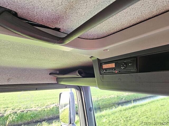 Mala M.A.N. 18.240 TGM AIRCO TAILLIFT