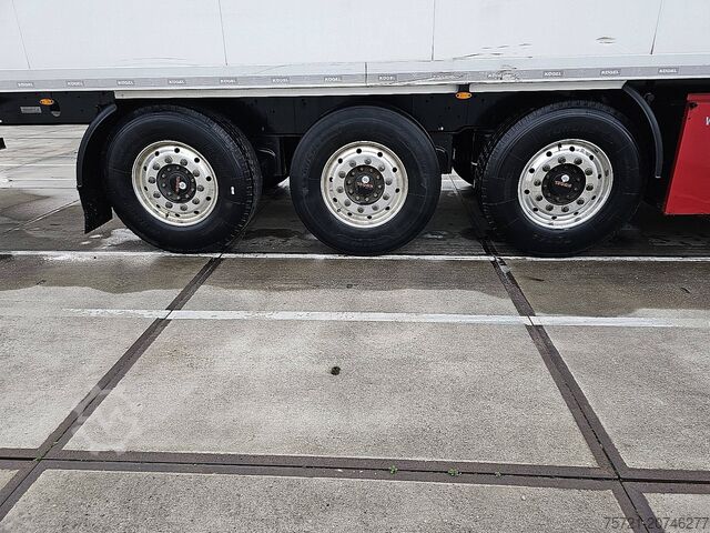Refrigerated/frozen transport KOGEL S24