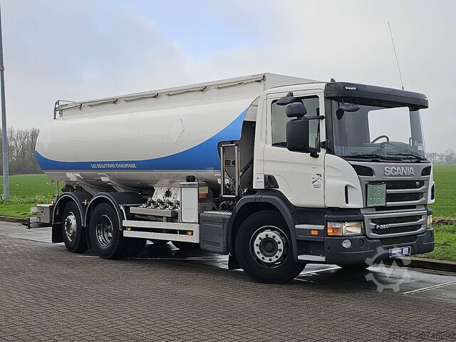 Tanker truck SCANIA P280