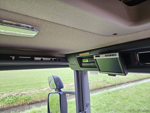 Tanker truck SCANIA P280