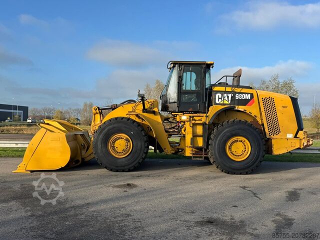 Wheel loader Caterpillar 980M