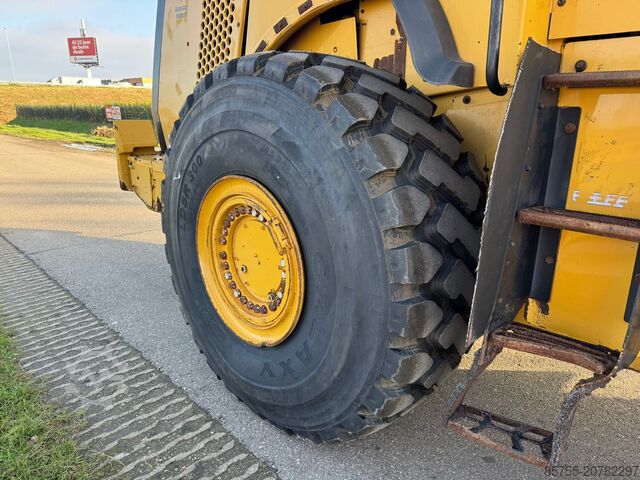 Wheel loader Caterpillar 980M