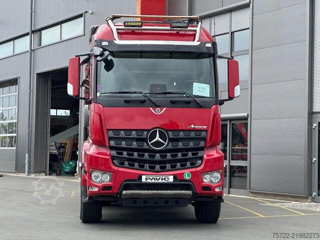 Transportador de madera Mercedes-Benz Arocs 3358 6x4 BB mit EpsilonS290Z96 DOLL RATIO+