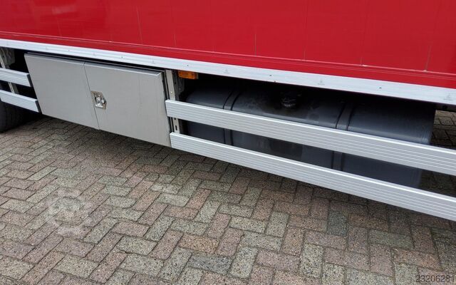  Renault D 220.12 - ACC. - 99-BKN-5 - ALLE MILIEUZONES T...
