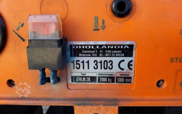  Renault D 220.12 - ACC. - 99-BKN-5 - ALLE MILIEUZONES T...