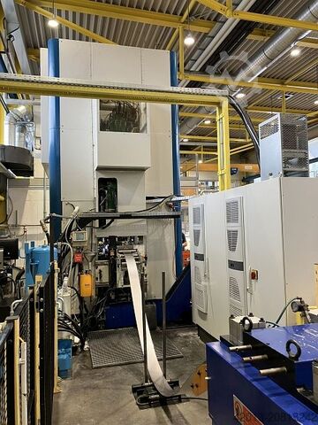 Lyukasztó és formázó prés - mechanikus MÜLLER PMLE 250 X 2000 R-HK