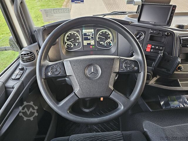 Kufr MERCEDES-BENZ ATEGO 1524 AIRCO LIFT BOX 6.8
