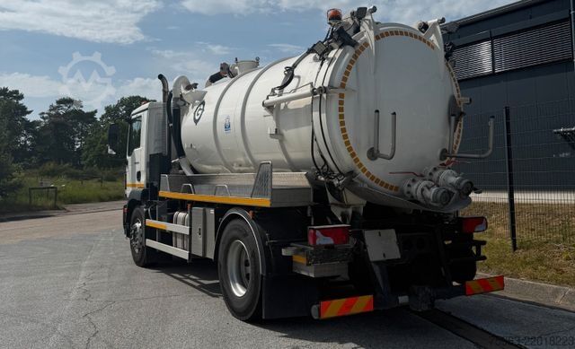 Camion-citerne à vide MAN TGM 18.290 4x2 BL Gamon Sauger