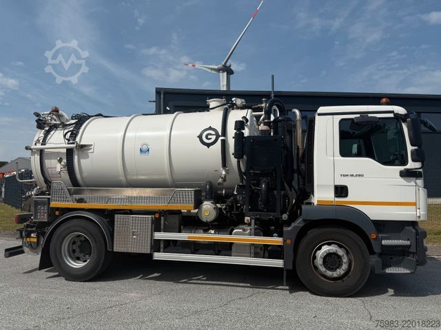 Camion-citerne à vide MAN TGM 18.290 4x2 BL Gamon Sauger