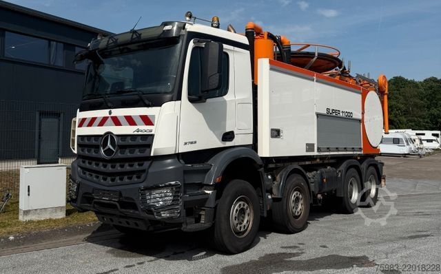 Camion-citerne à vide MERCEDES-BENZ Mercedes Benz Arocs 3753 8x4 Wiedemann Super1000