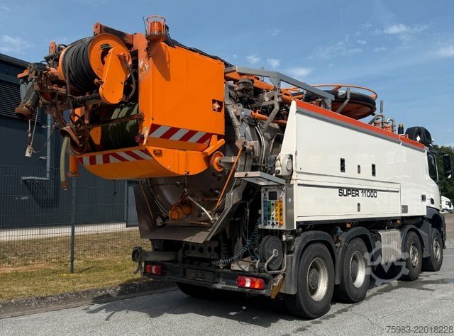 Camion-citerne à vide MERCEDES-BENZ Mercedes Benz Arocs 3753 8x4 Wiedemann Super1000
