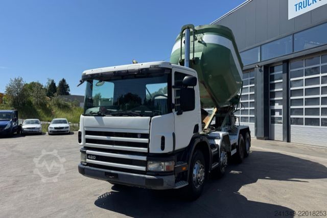 Caminhão para fins especiais SCANIA P380 8x4 Silo 12m3